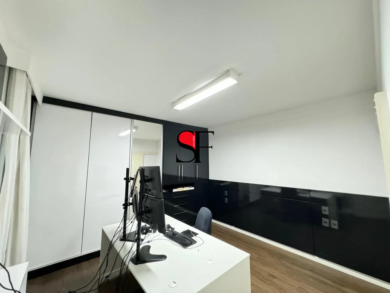 Miniatura 12