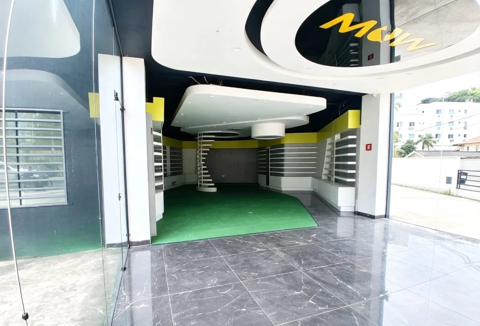 Miniatura 16