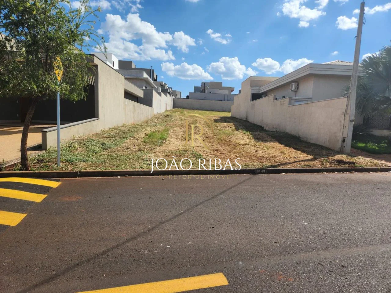 Terreno à Venda no Condomínio Reserva Imperial | 356 m²