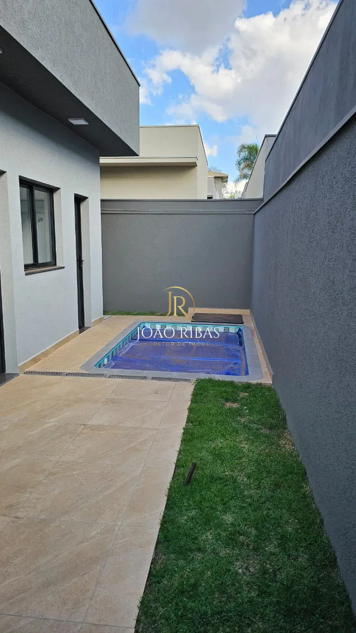 Casa 3 Suítes com Piscina no Vila Romana 1