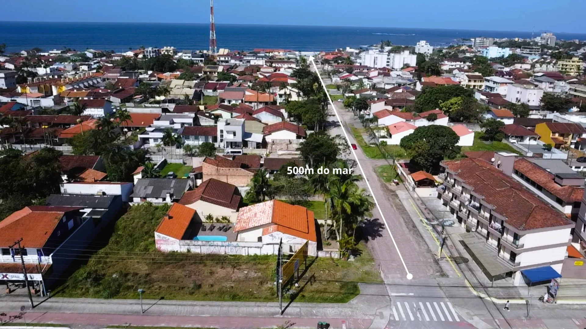  TERRENO COMERCIAL DE 360m² NA AVENIDA PRINCIPAL