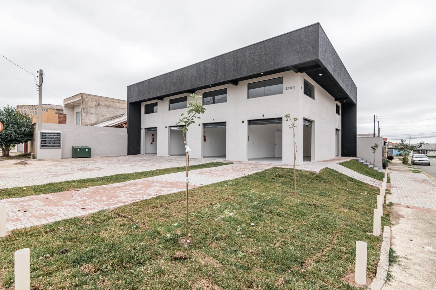 Sala Comercial para Locação, Fazenda Rio Grande / PR, Bairro Santa Terezinha, 1 banheiro, área total 32 m², área útil 24,05 m², por R$ 990,00!!!
