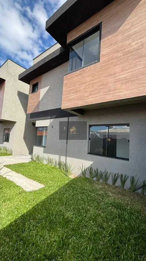 Sobrado em Condomínio para Locação, Curitiba / PR, bairro Barreirinha, 3 dormitórios, sendo 1 suíte, 2 banheiros, 1 vaga de garagem, área total 120 m², área útil 104,87 m², por R$ 3.800,00!!!