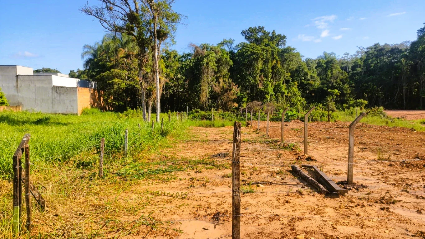 TERRENO A 800m DO MAR PRONTO PARA CONSTRUIR NO BALNEÁRIO CAMBIJU