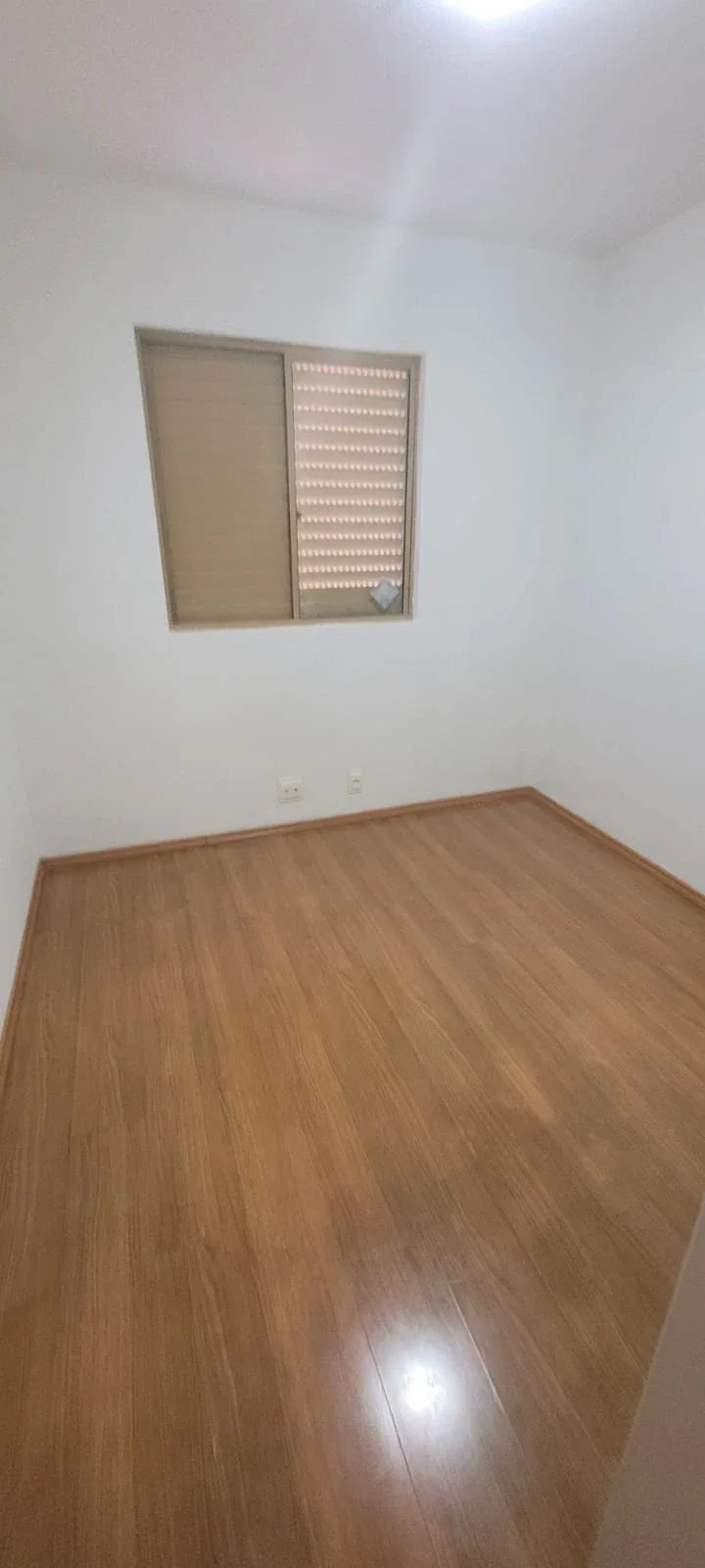 Apartamento à Venda no Tatuapé – 3 Dormitórios, Sacada e 1 Vaga por R$ 440 Mil