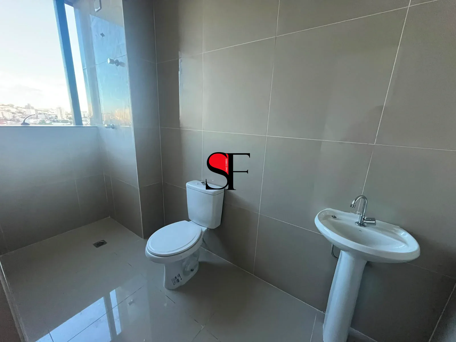 Sala comercial para alugar na Esplanada Independência - Taubaté