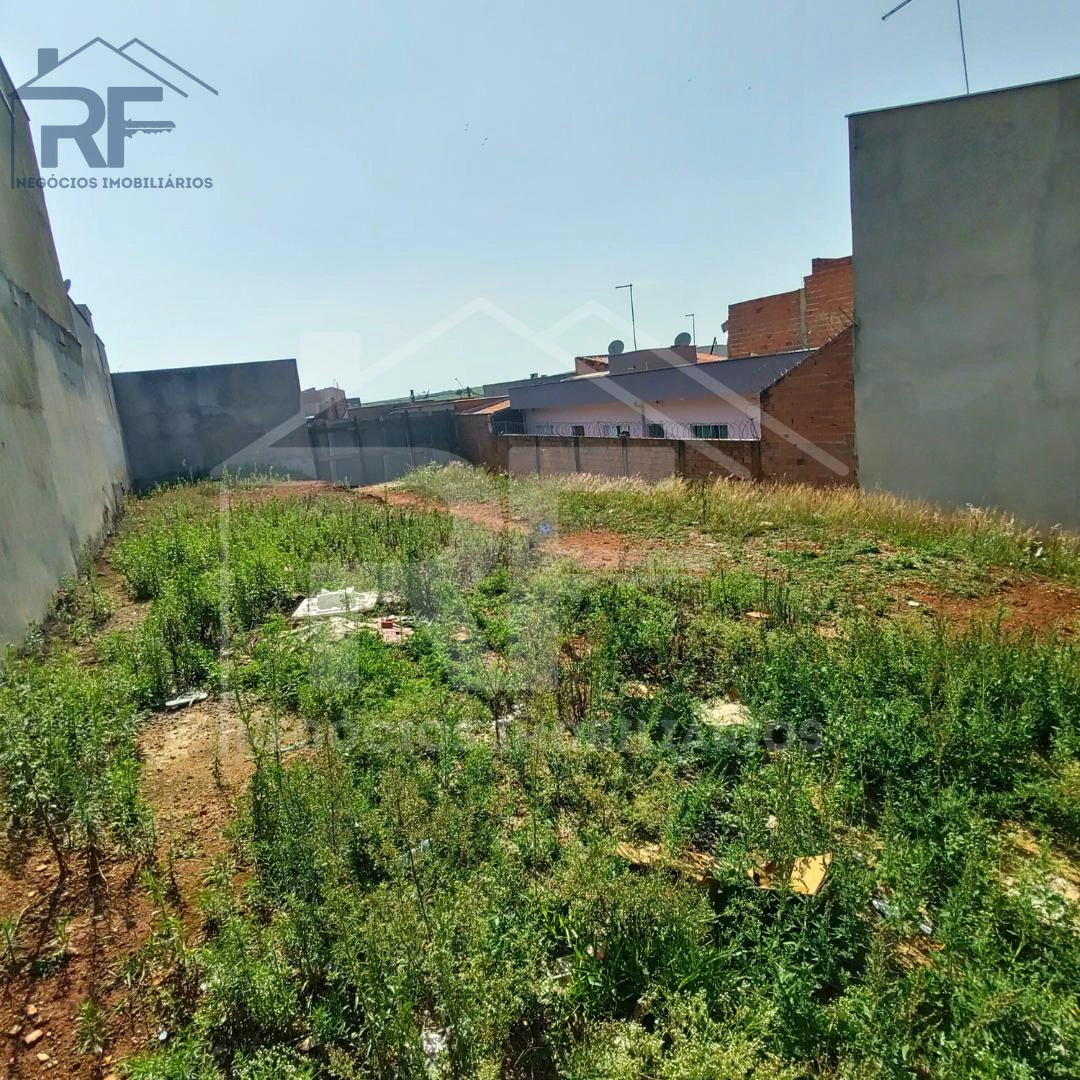 Terreno para Venda em Rio das Pedras, Jardim São Carlos