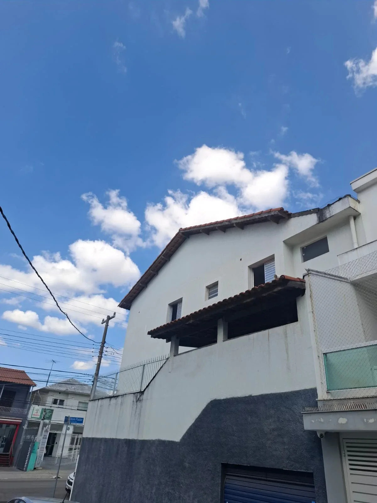 Sobrado Reformado à Venda no Ipiranga – 3 Dormitórios, 2 Vagas – Rua Bom Pastor