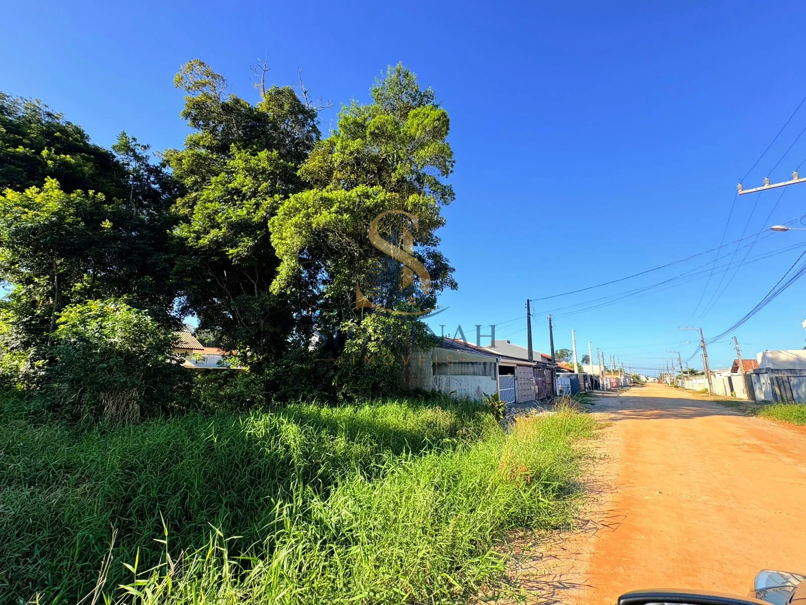 TERRENO PRONTO PARA CONSTRUIR