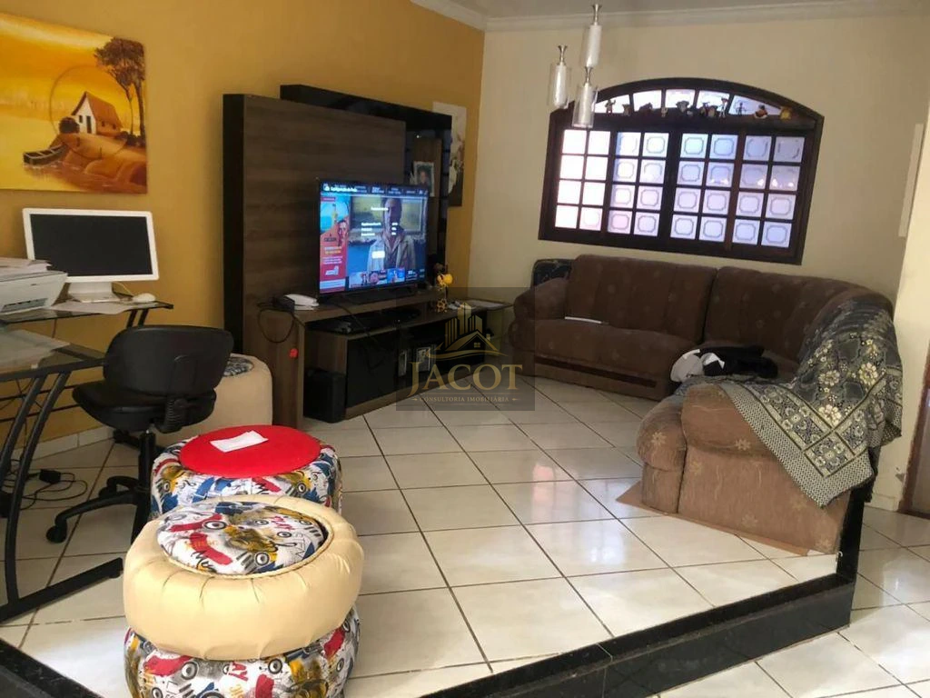 O sobrado dos seus sonhos está aqui!