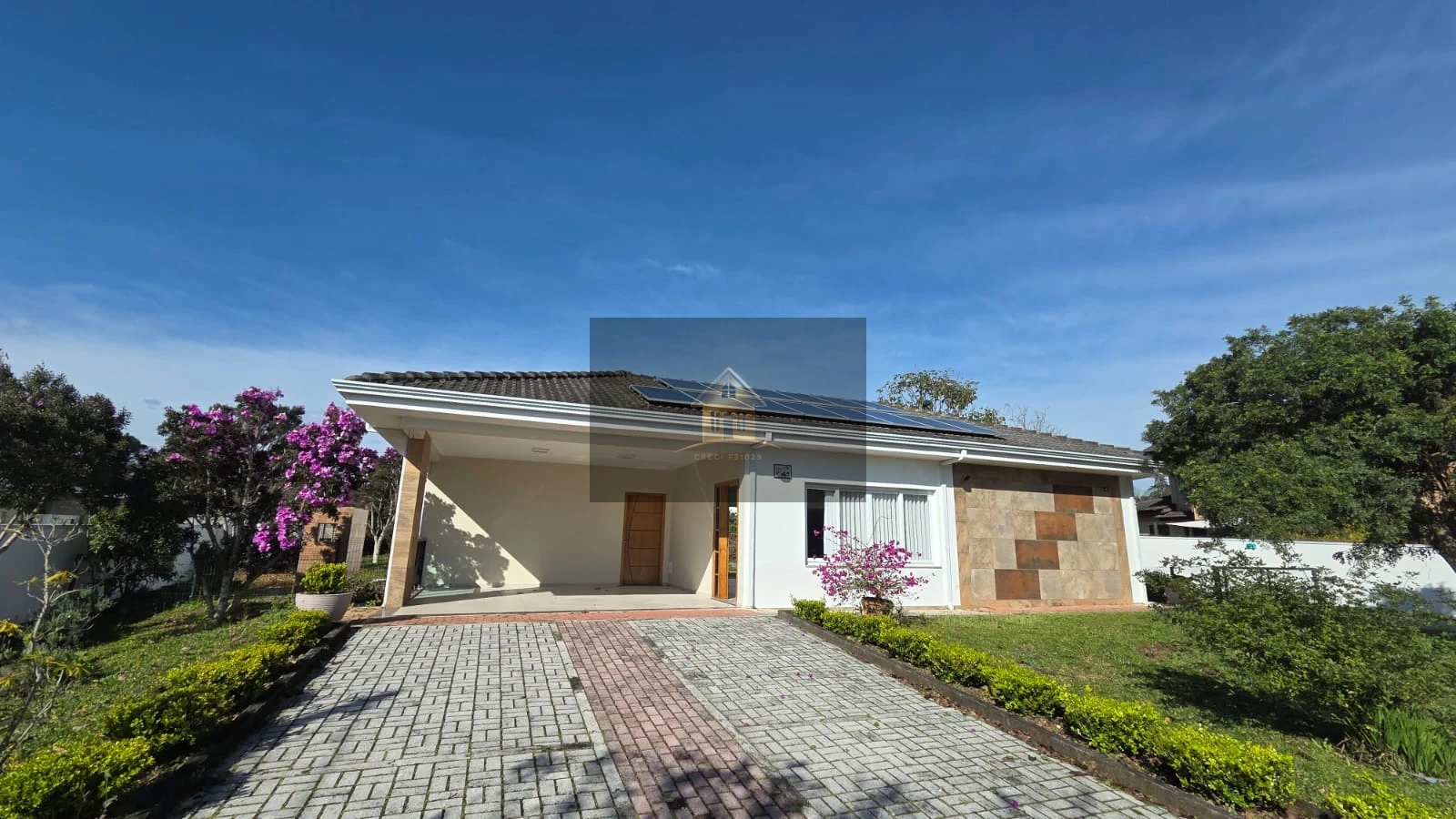 Casa de Alto Padrão para Locação no Condomínio Pousada Anhangava, por R$ 8.900,00!!!