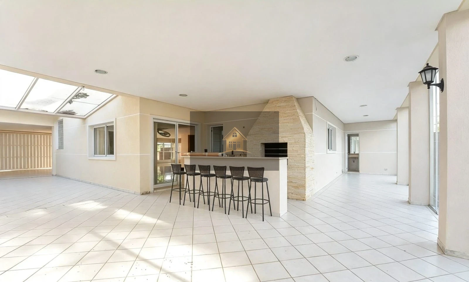 Residência Alto Padrão em Condomínio Fechado, 665 m², por R$ 13.900,00!!!