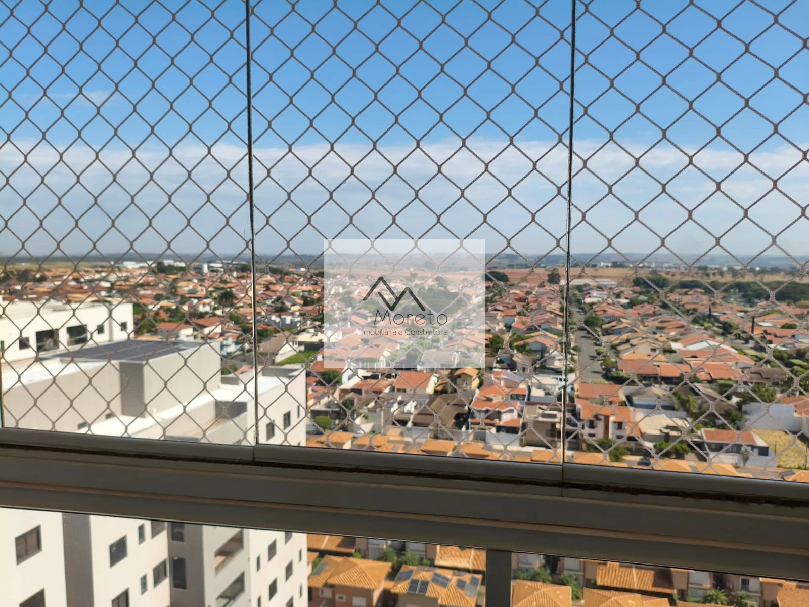 Aluga-se apartamento Splendor Residence