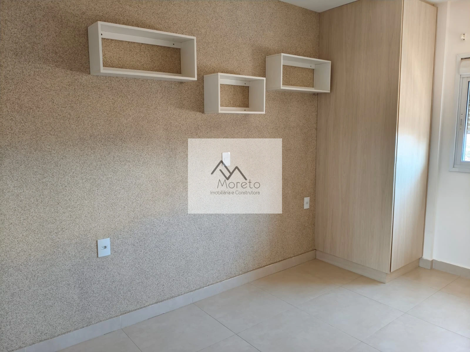 Aluga-se apartamento Splendor Residence