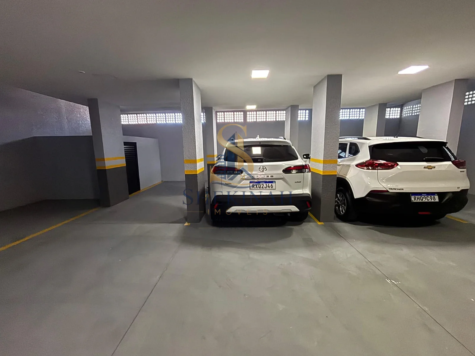 Miniatura 12