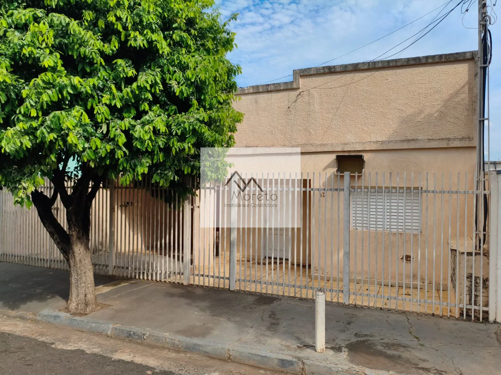 Vende-se Casa frente/fundos Jd Paulista
