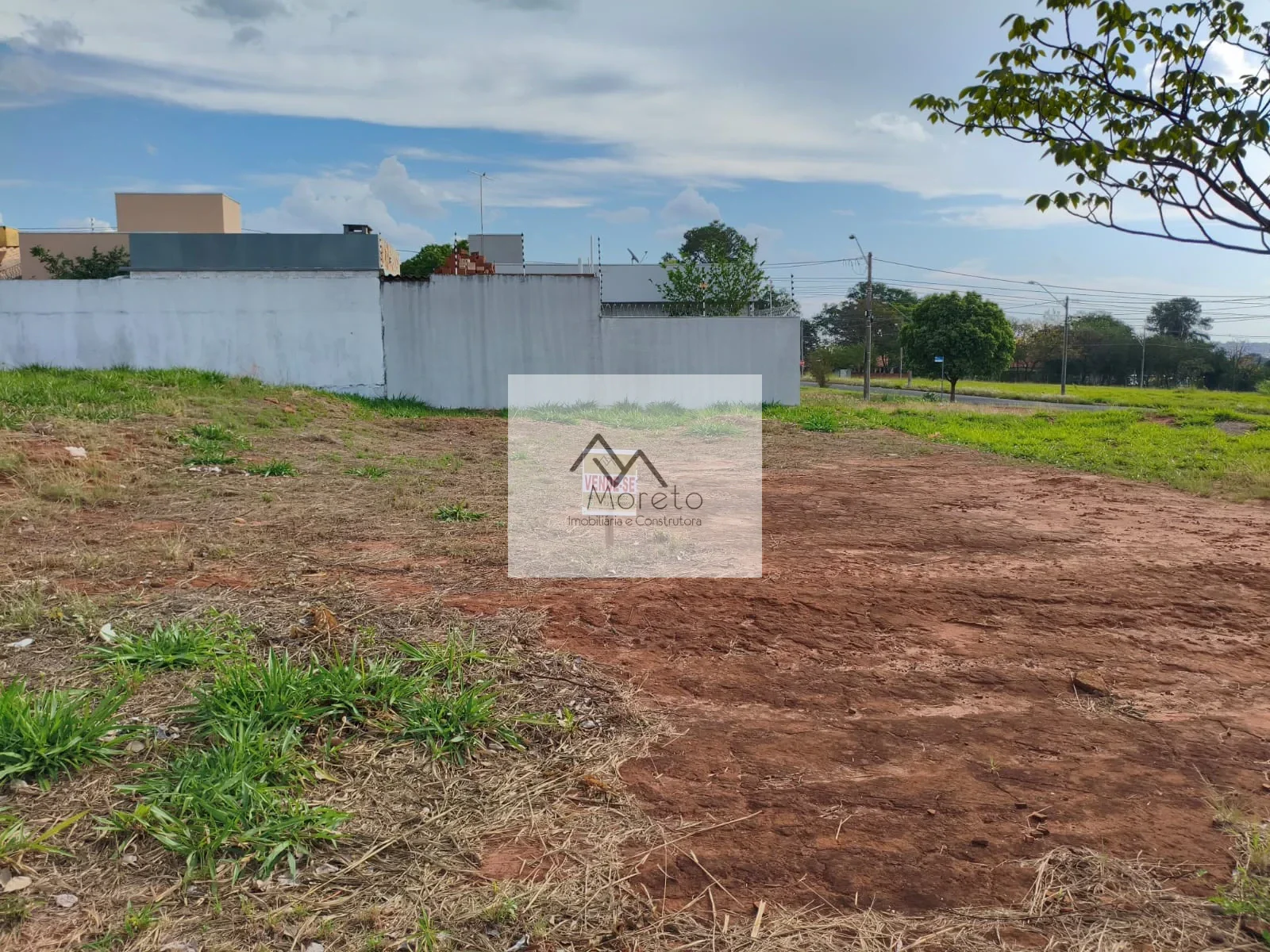 Vende-se Terreno Residencial Monterey