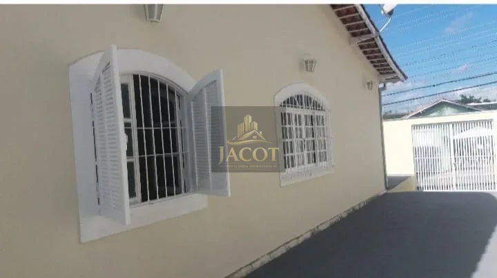 Casa á venda no bairro Eugênio de Melo