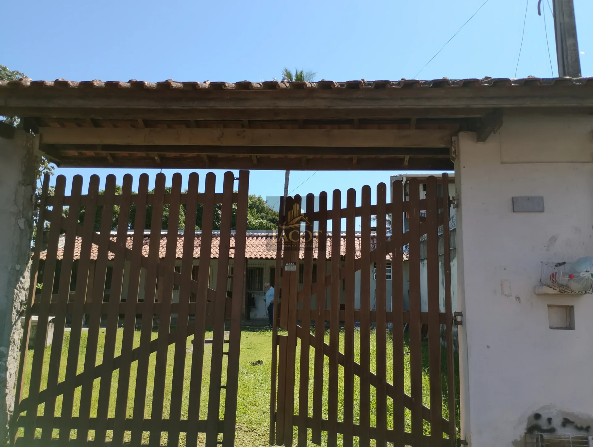 Casa á venda em Caraguatatuba