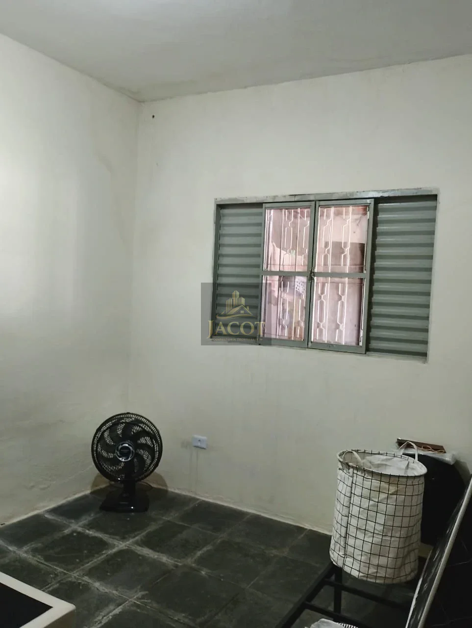 Casa á venda em Caraguatatuba