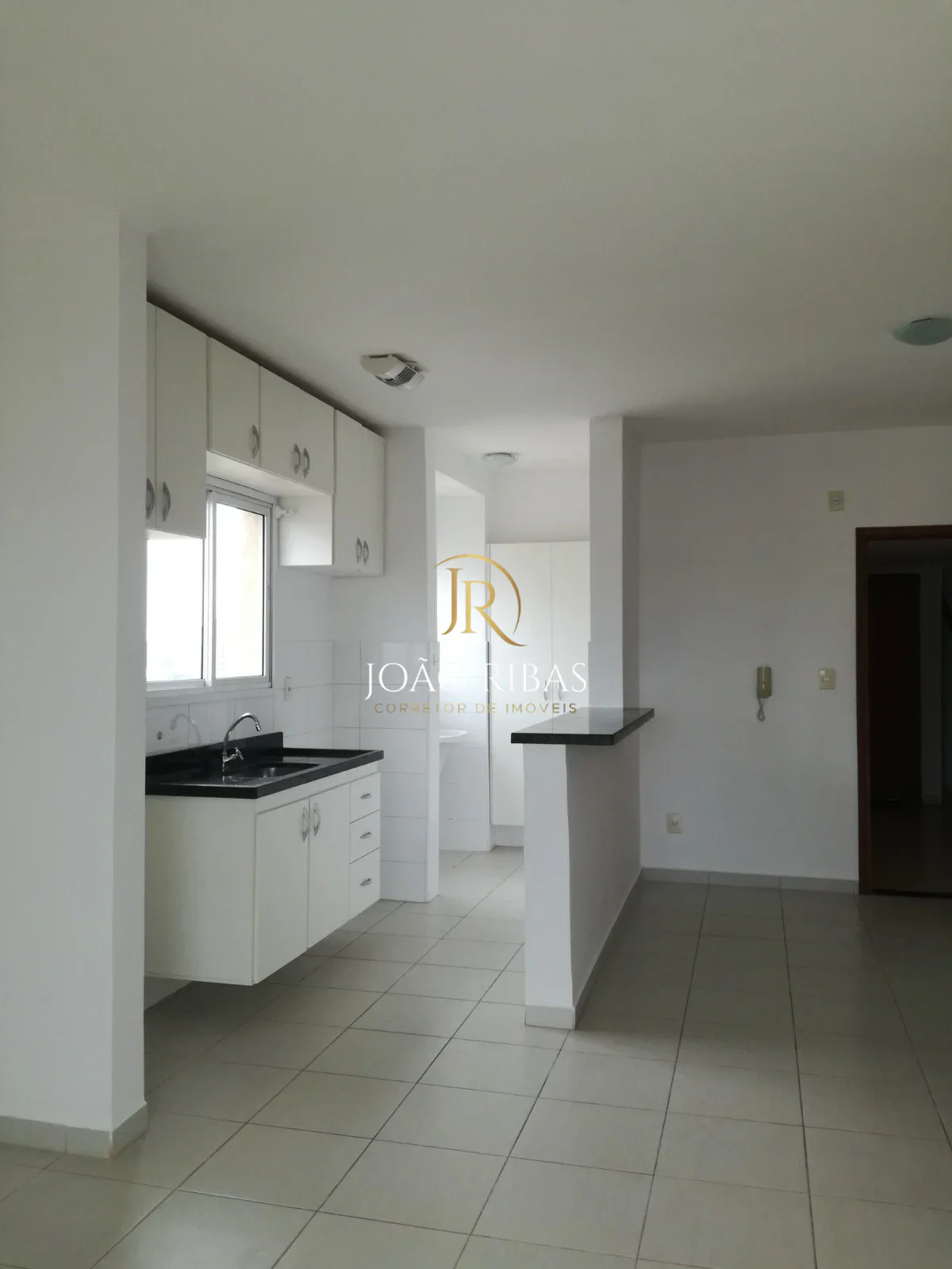 Apartamento 1 Suíte com Planejados e Vaga Coberta