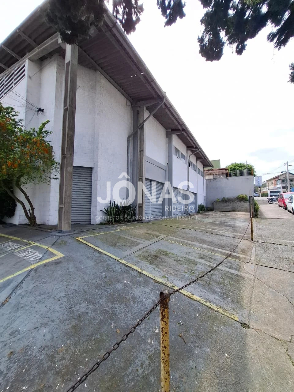 Galpão para alugar e 12 vagas em Cidade Dutra, São Paulo