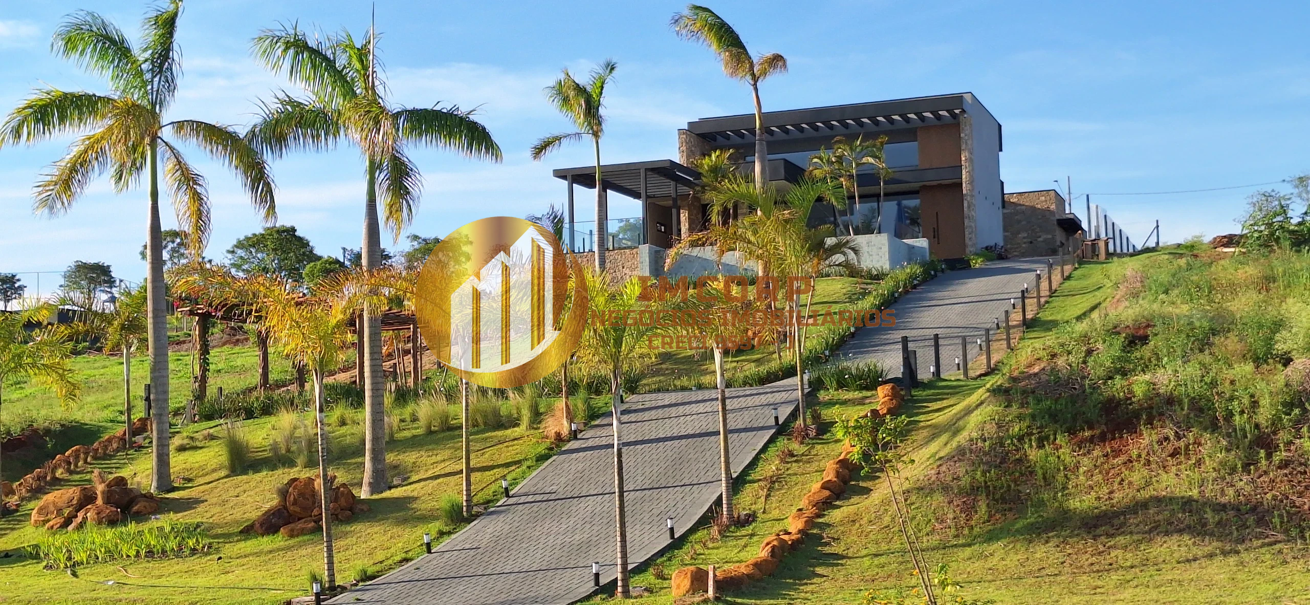Casa alto padrão à venda com 3 suítes no Ecovillas do Lago
