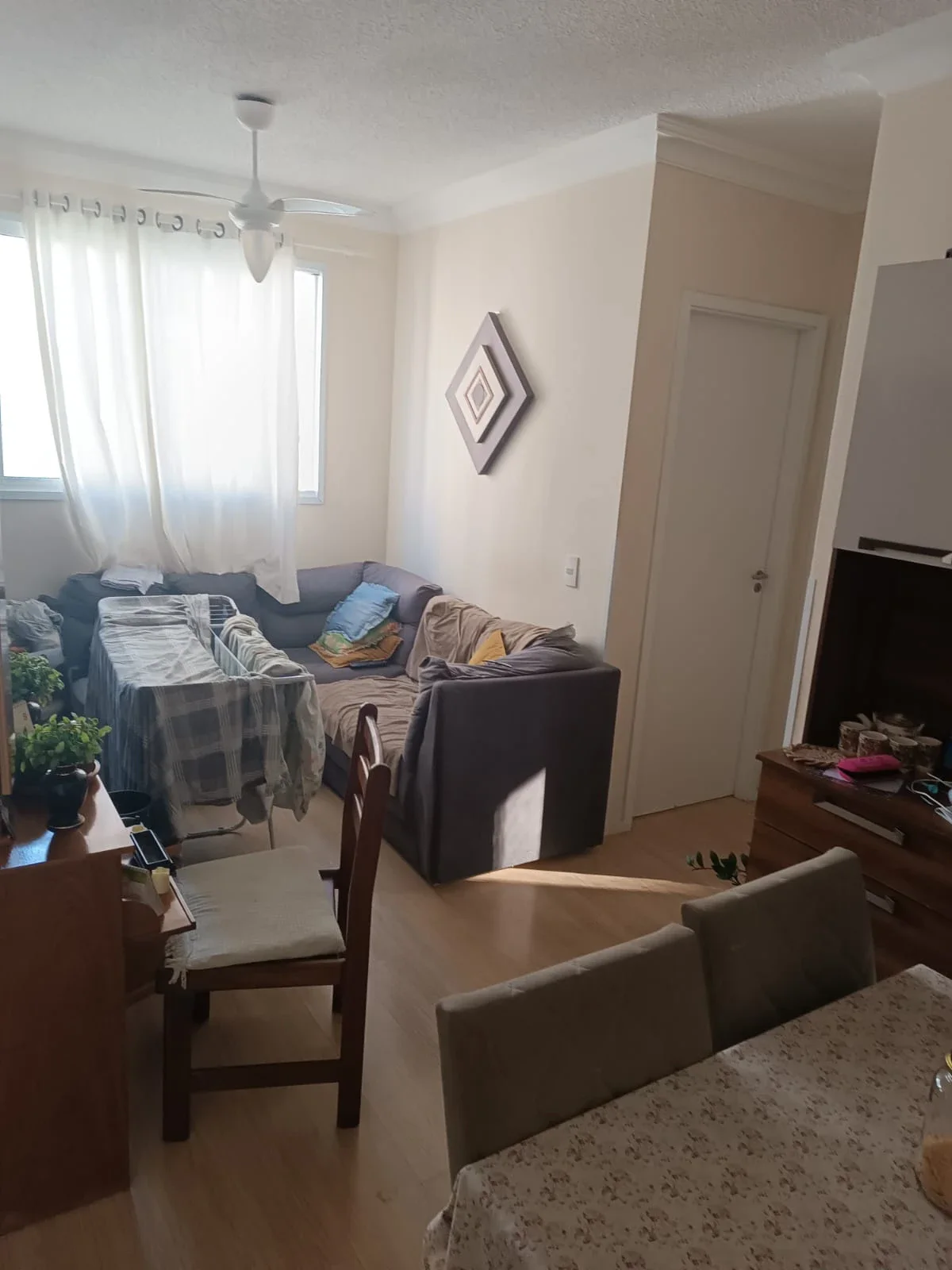 VENDE-SE APARTAMENTO 2  DORMITÓRIOS 