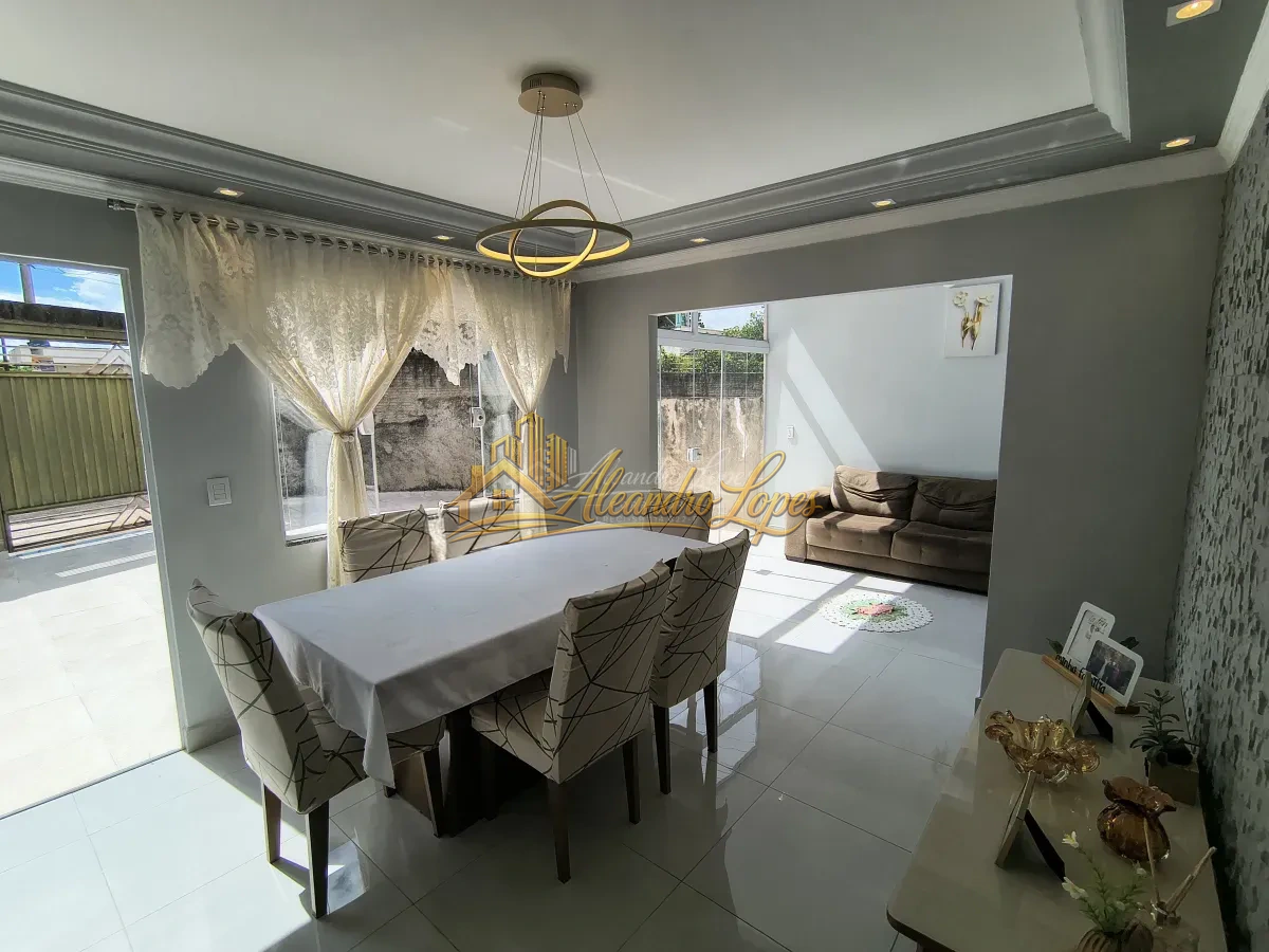 CASA 2 DORMITÓRIOS À VENDA EM VILA DUTRA, BAURU/SP