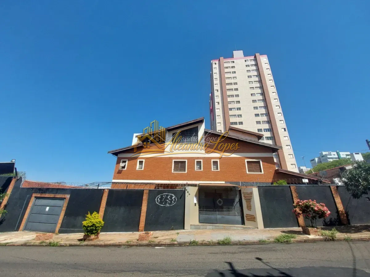 SOBRADO 4 DORMITÓRIOS À VENDA EM JARDIM AMÉRICA, BAURU/SP