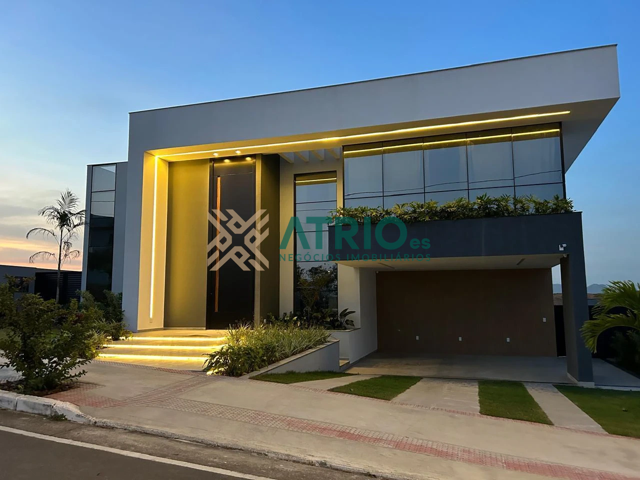 Casa de 4 quartos no Condomínio Riviera Park Residência