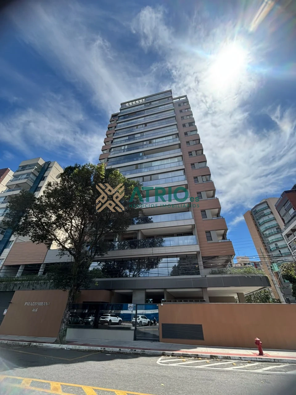 Apto de 3 quartos com 3 suites