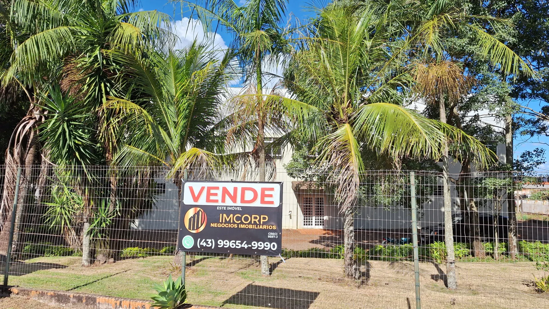 Barracão Industrial 1500m² em Rolândia