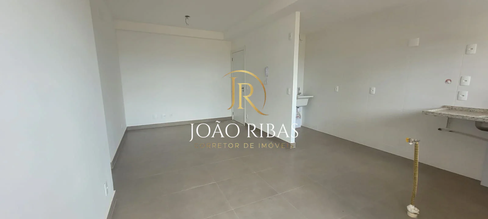 Apartamento de 2 Dormitórios com Suíte à Venda no Quinta da Primavera – Solo