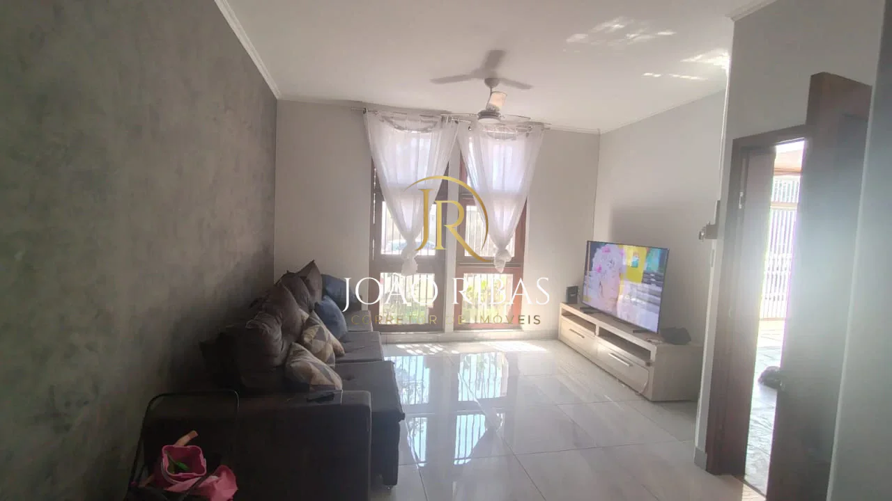 Casa no Jardim Independência – 3 Quartos, sendo 1 Suíte
