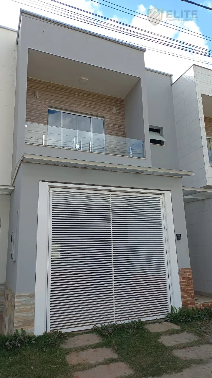 CASA GEMINADA EM PIEDADE DE CARATINGA