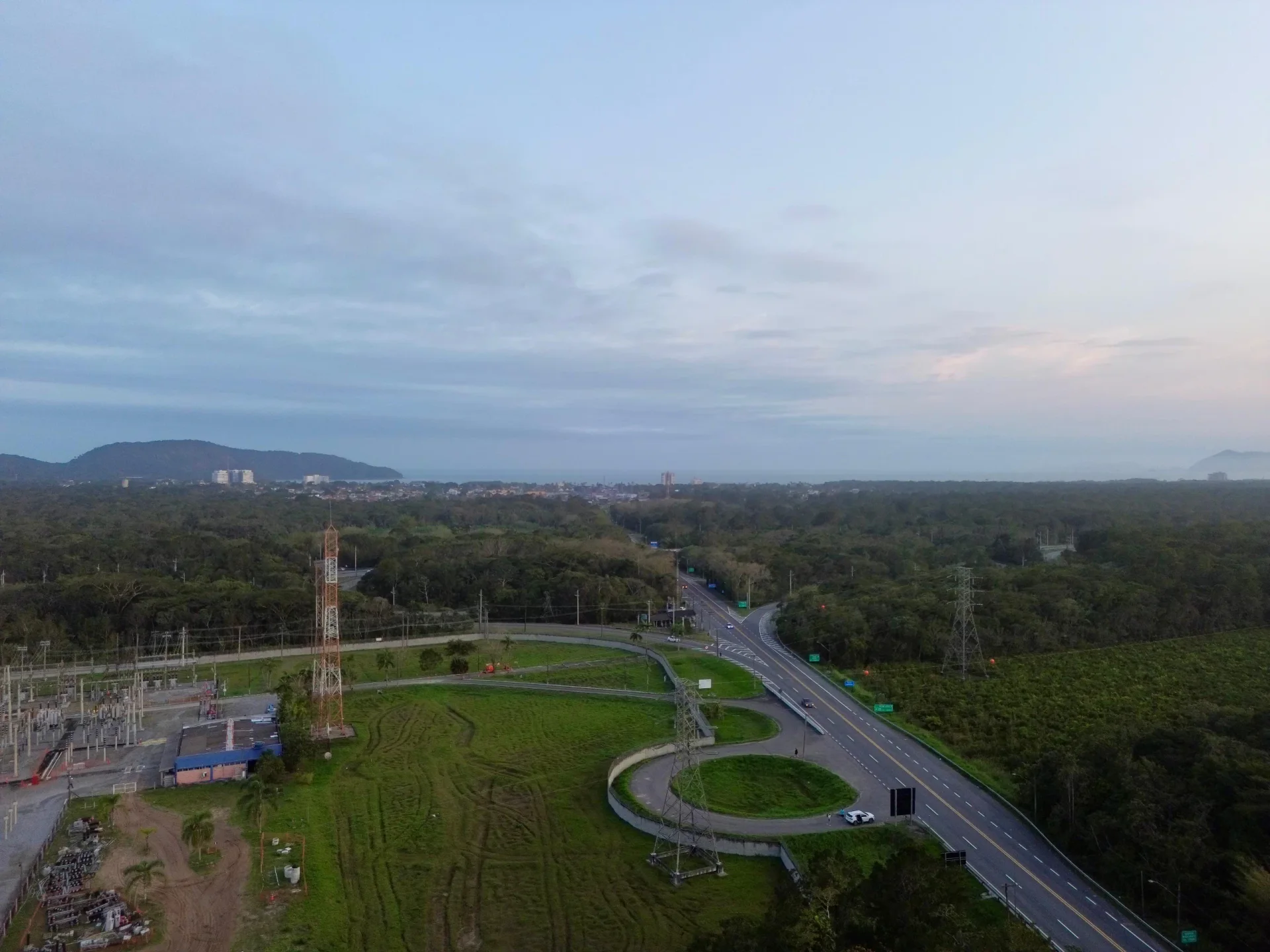 OPORTUNIDADE ÚNICA DE INVESTIMENTO TERRENO EM BERTIOGA Á VENDA