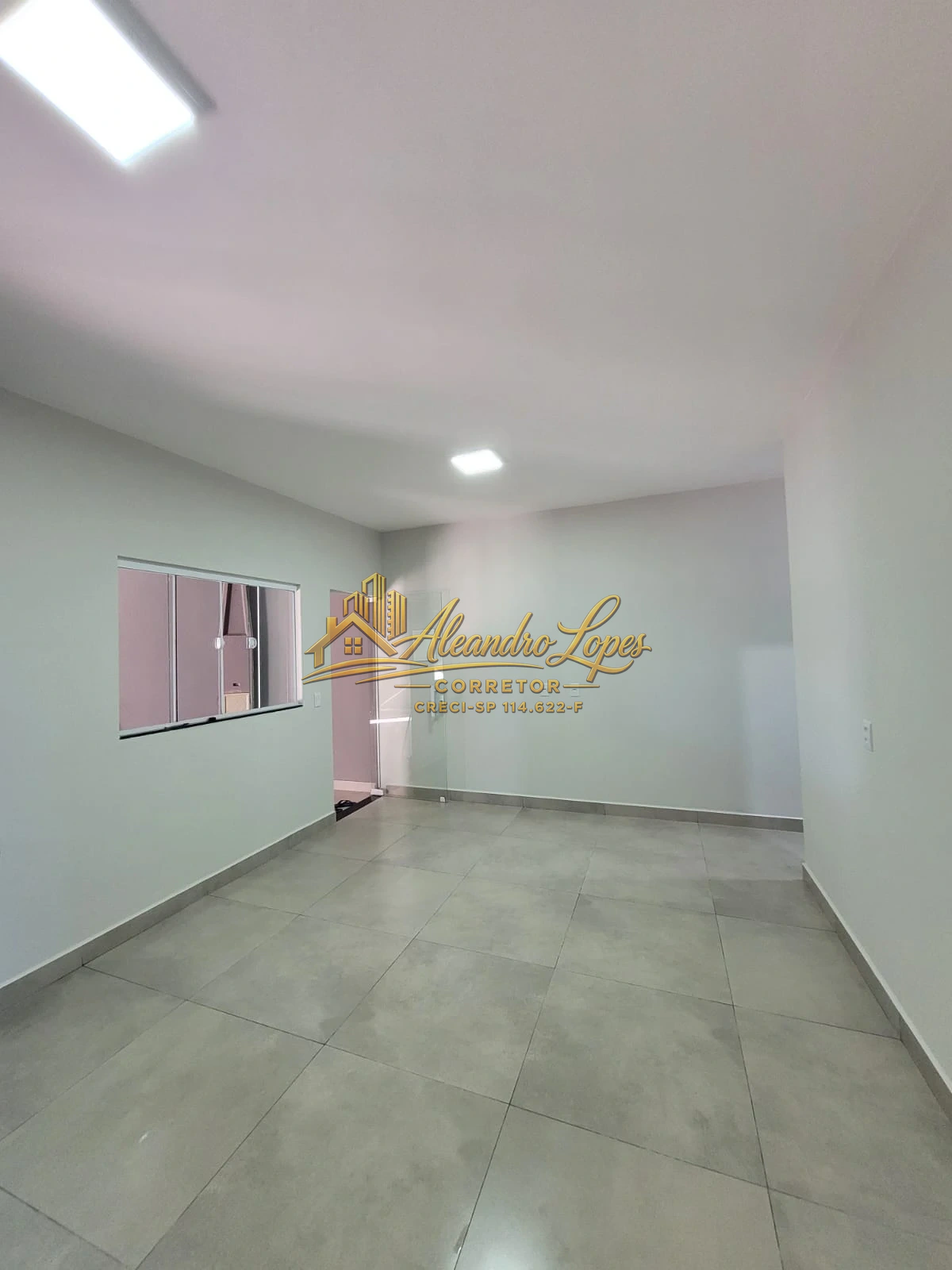 CASA 2 DORMITÓRIOS À VENDA EM VILA SANTA LUZIA, BAURU/SP