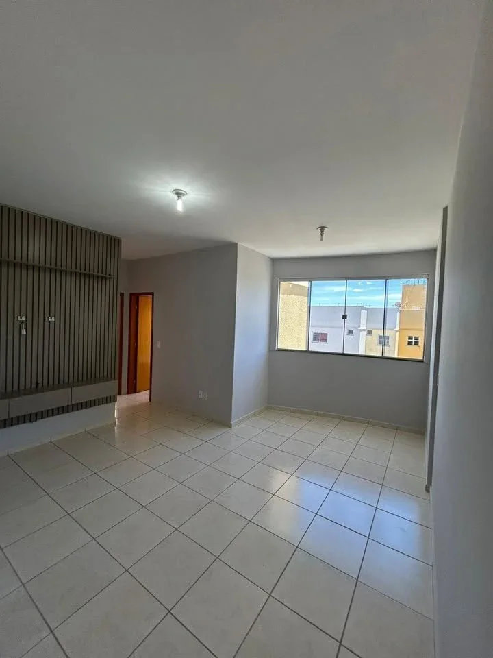 🏢 OPORTUNIDADE EM ANÁPOLIS – APARTAMENTO À VENDA NO RESIDENCIAL FIMIANI 📍 Excelente localização, a poucos metros da Havan e com acesso rápido ao Jundiaí, em aproximadamente 5 minutos.