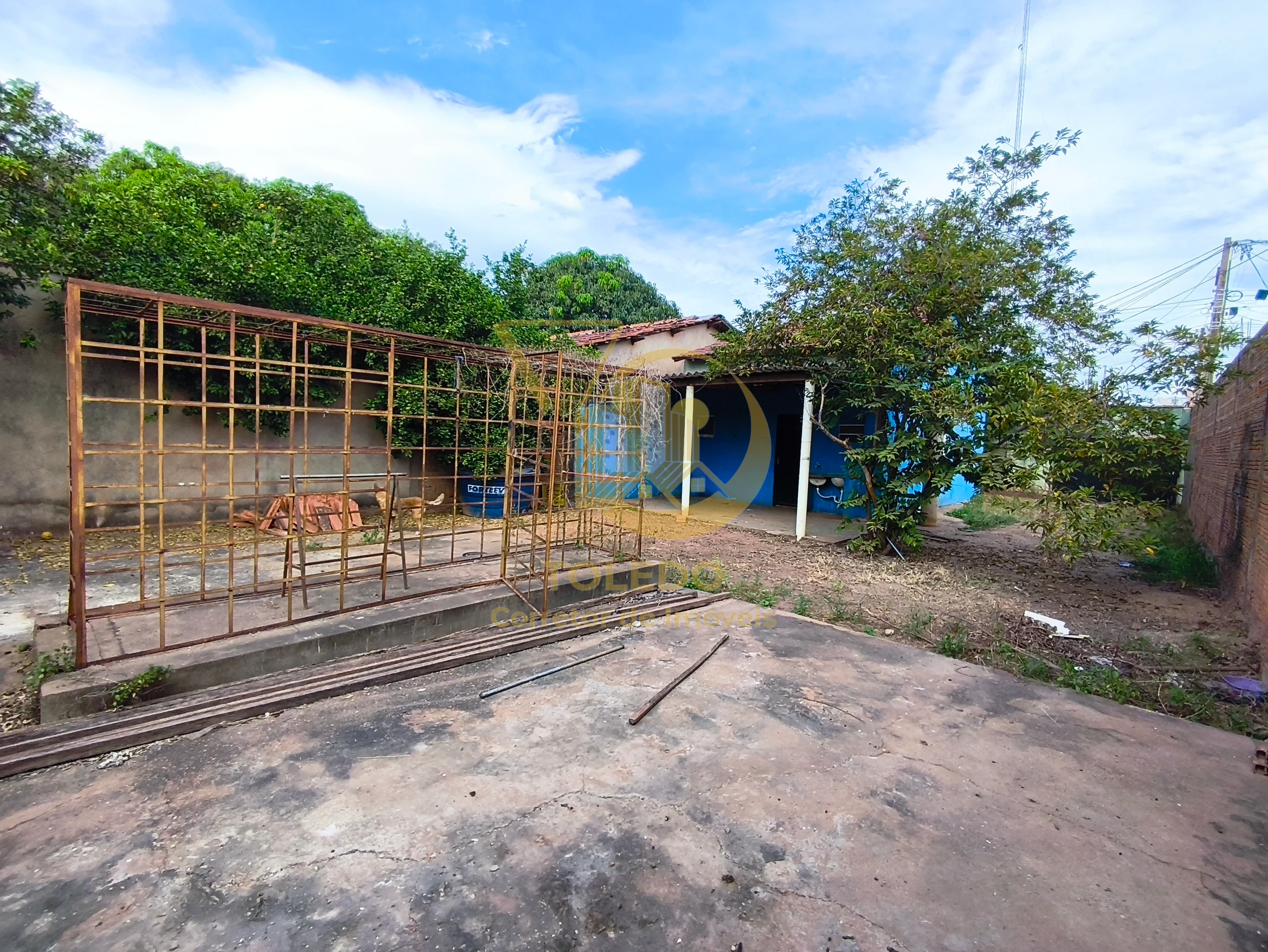 Casa no jardim industriário à venda