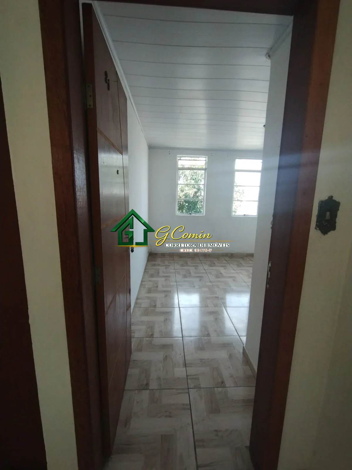 Apartamento em frente ao Subway