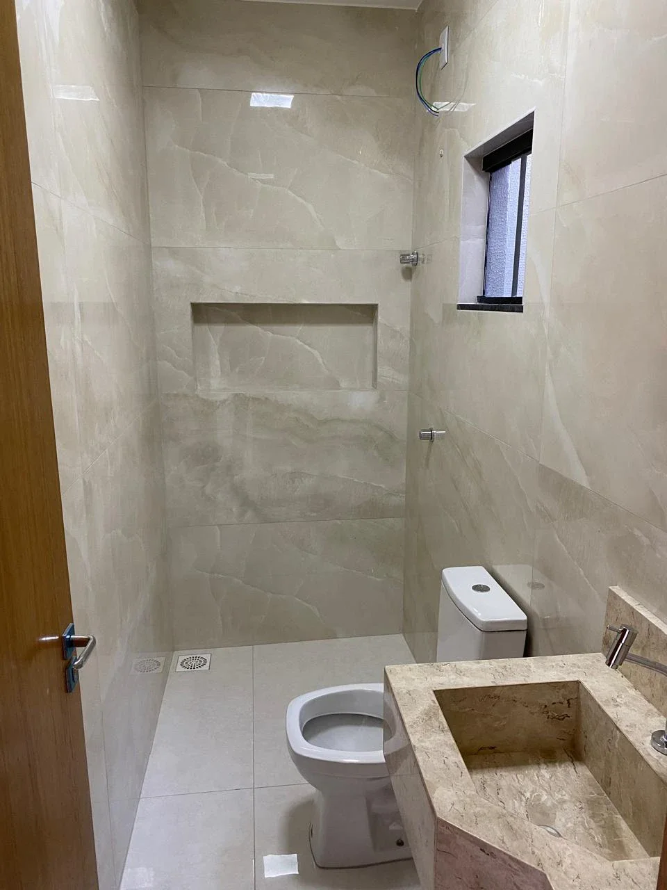 🏡 SOBRADO À VENDA – PARQUE SÃO JERÔNIMO | ANÁPOLIS – GO
