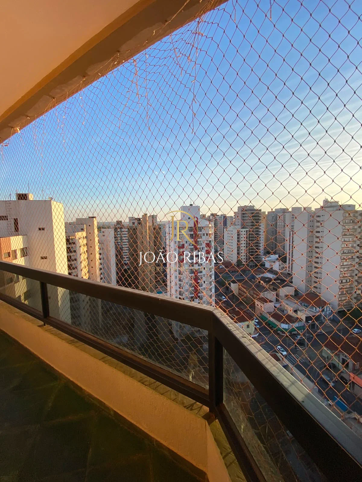 Apartamento à Venda | 100 m² | Andar Alto | 2 Quartos, Sendo 1 Suíte