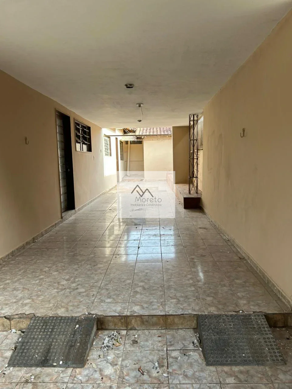 Aluga-se casa no bairro Jardim Urano