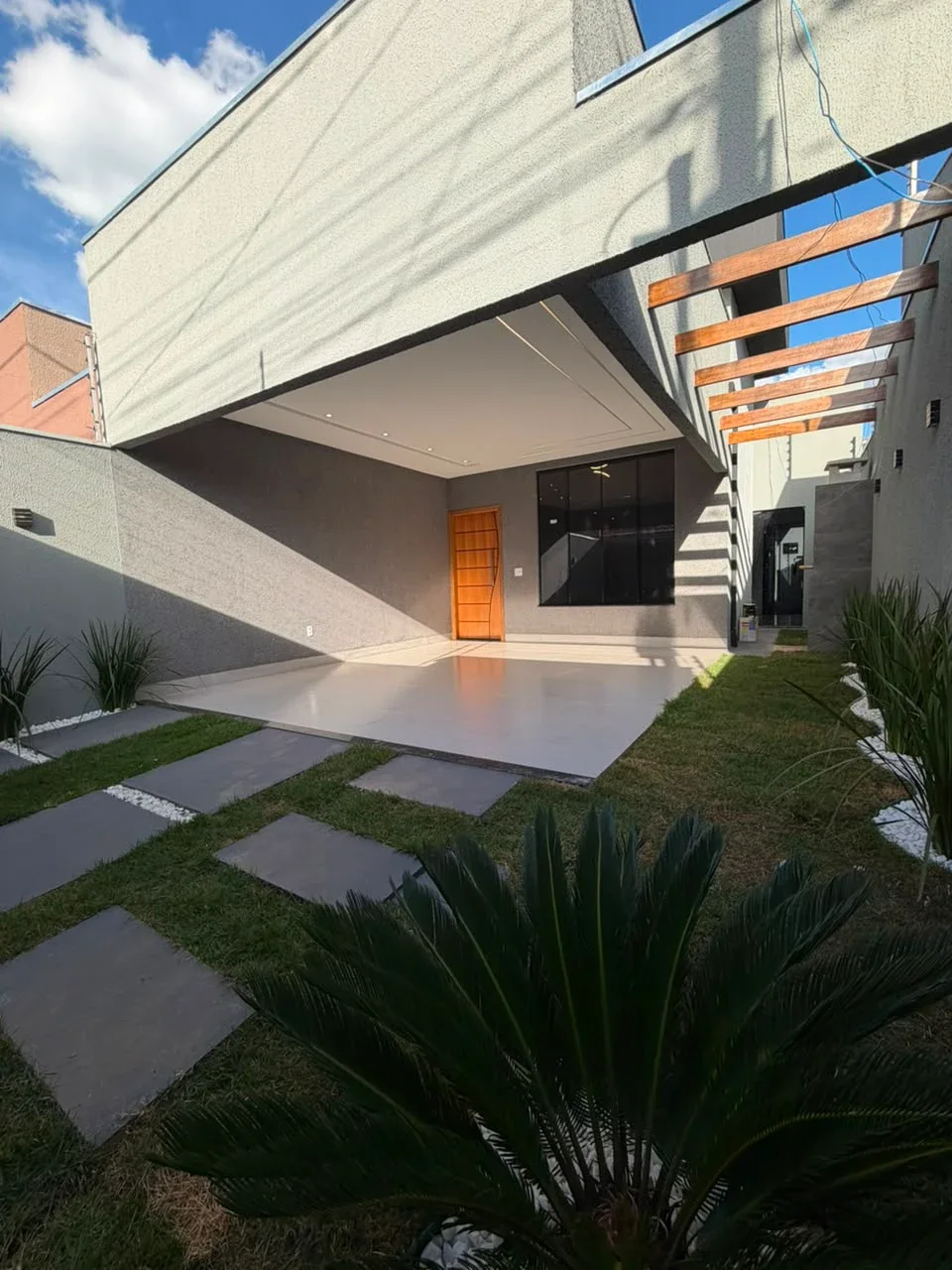 CASA À VENDA NO BAIRRO SUMMERVILLE – ANÁPOLIS/GO