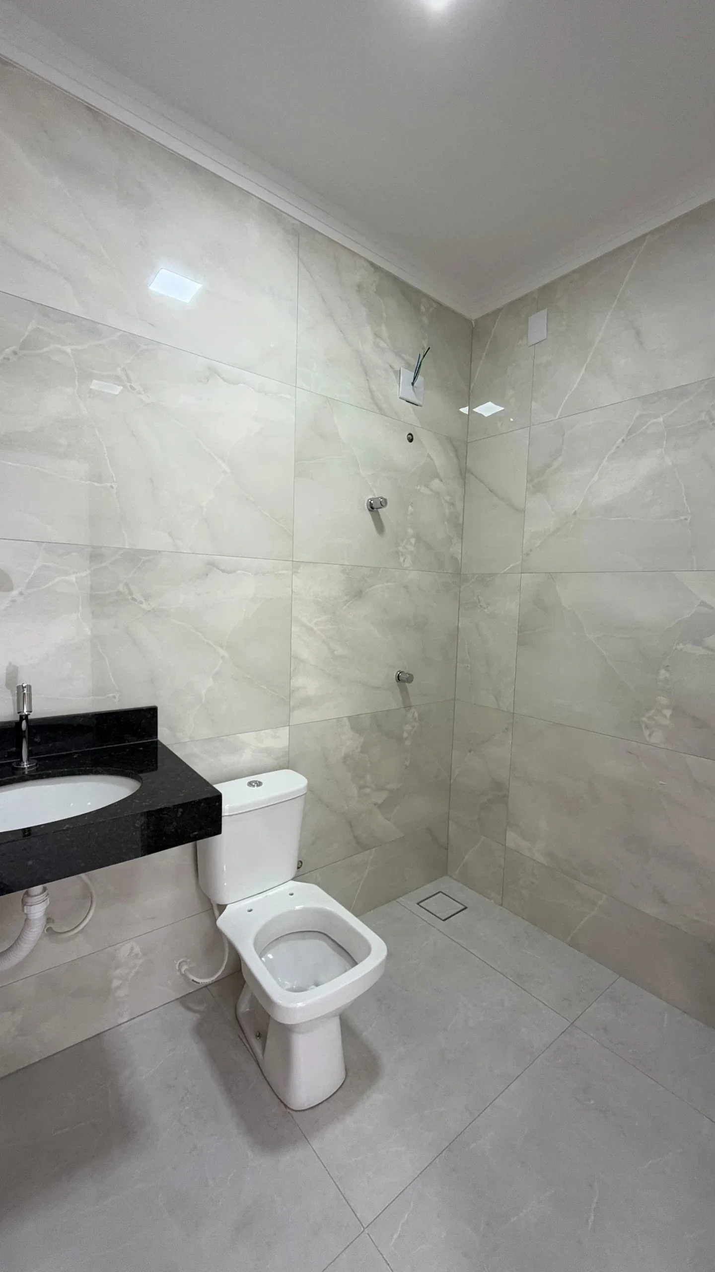 🏡 CASA À VENDA – BAIRRO SANTO ANTÔNIO 📍 Anápolis – GO