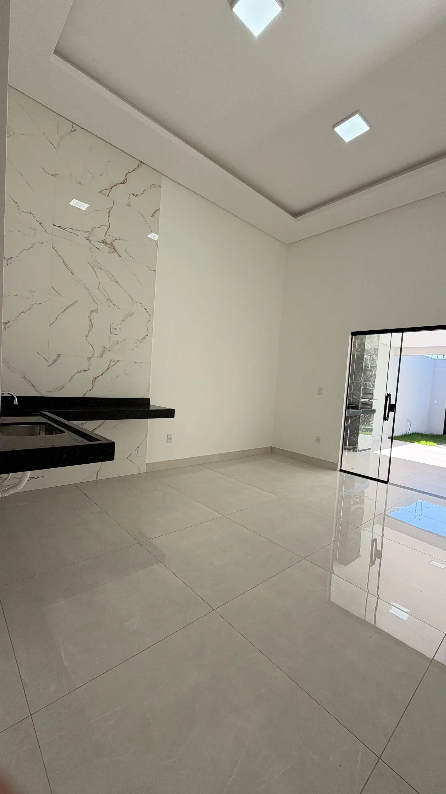 🏡 CASA À VENDA – BAIRRO SANTO ANTÔNIO 📍 Anápolis – GO