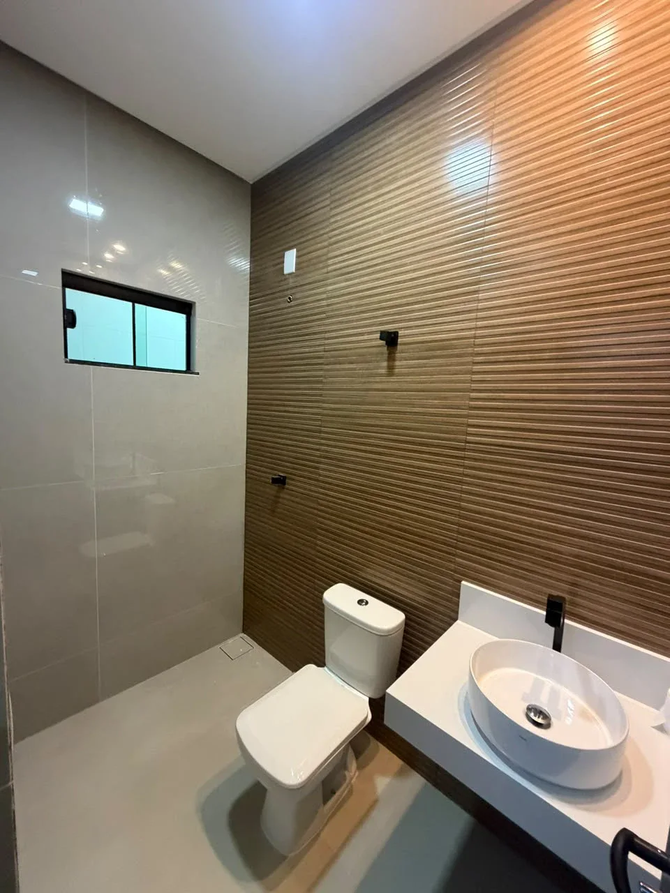 BELÍSSIMA CASA À VENDA — JARDIM ITÁLIA | ANÁPOLIS–GO