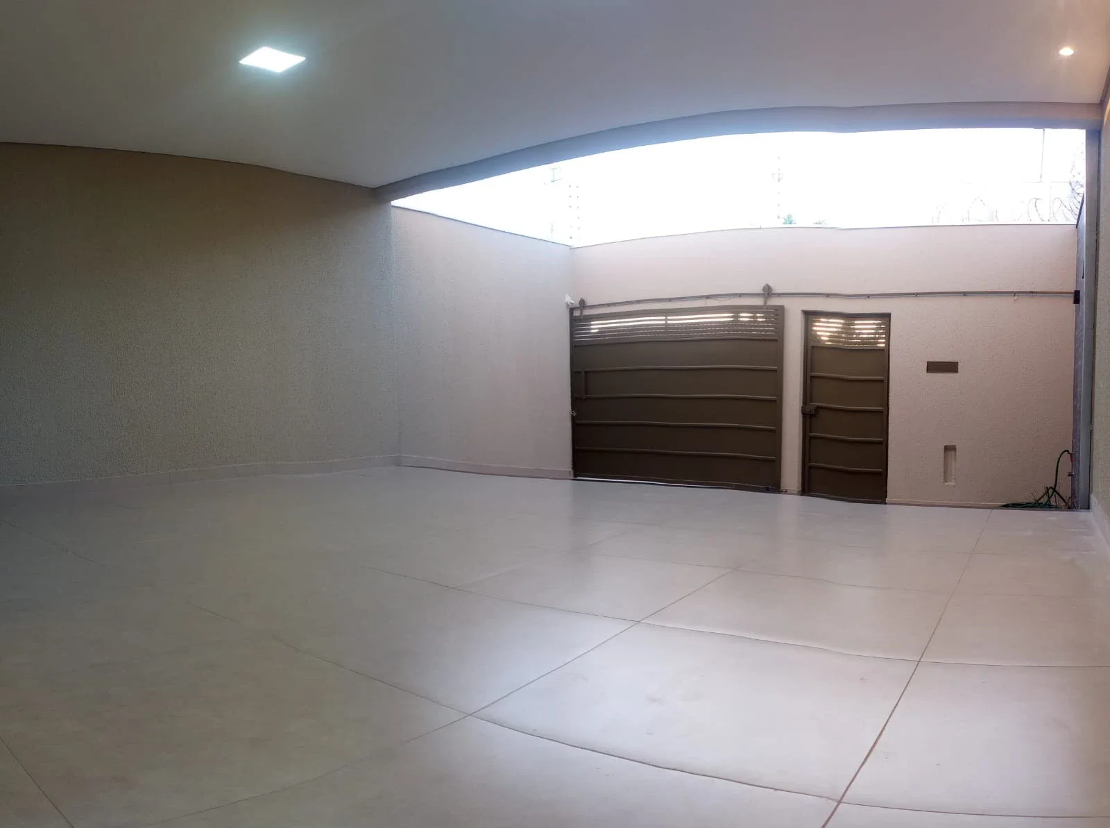 🏡✨ CASA À VENDA – BAIRRO DE LOURDES | REGIÃO LESTE ✨🏡 ANÁPAOLIS - GO
