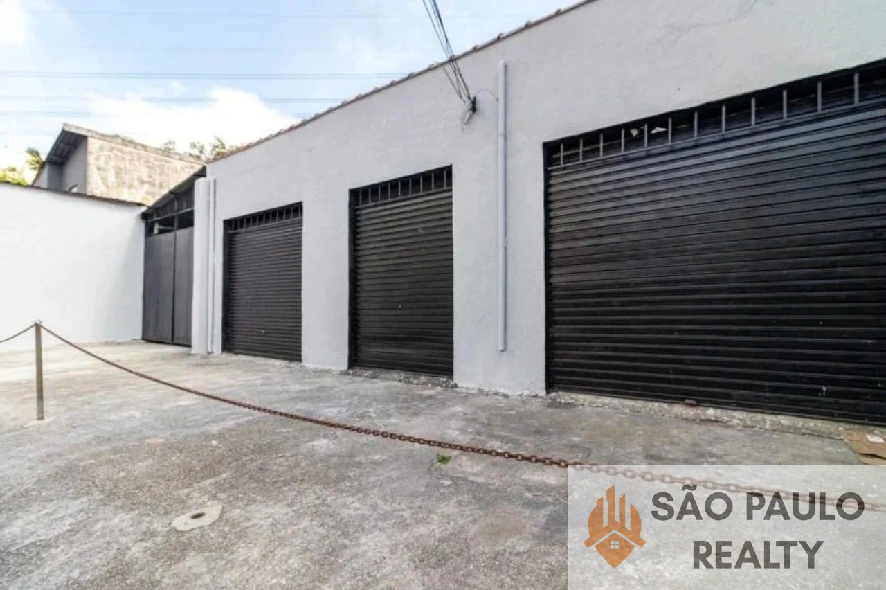 Galpão Comercial 484 m² à Venda no Ipiranga - 6 Vagas, 3 Banheiros e Próximo ao Metrô Sacomã em São Paulo